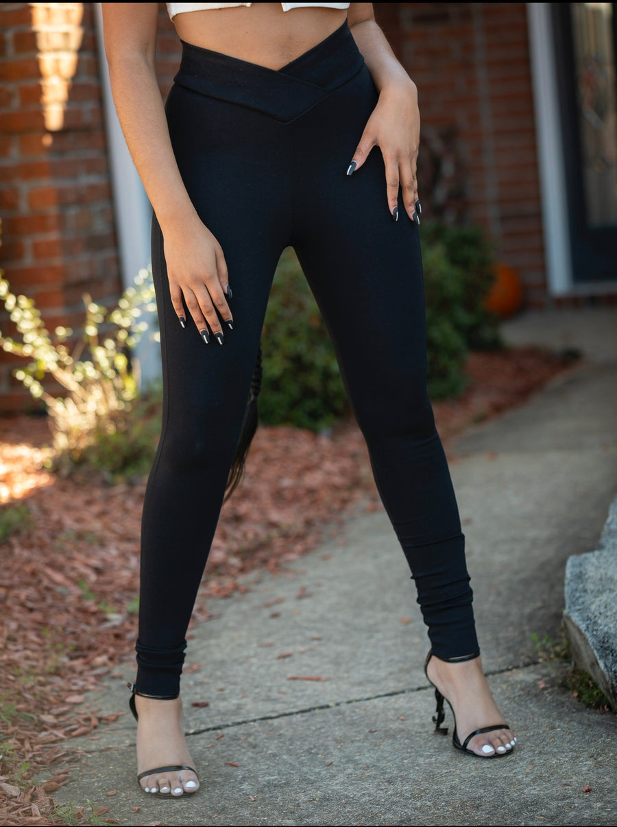 Snatched Up Leggings (Black)